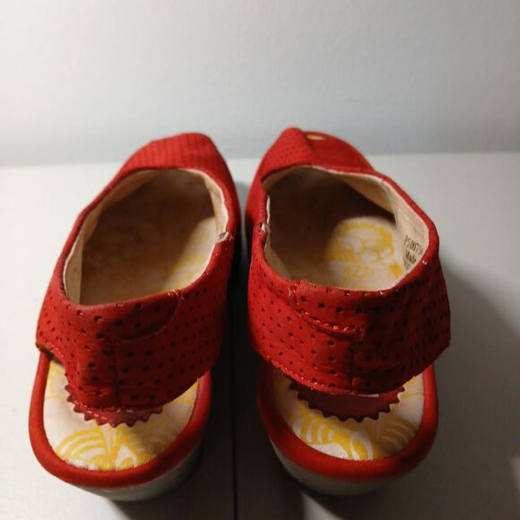 Fly London Women's Red Perforated Suede Leather Wedge Heels Sling Backs Size 37 - Picture 4 of 10